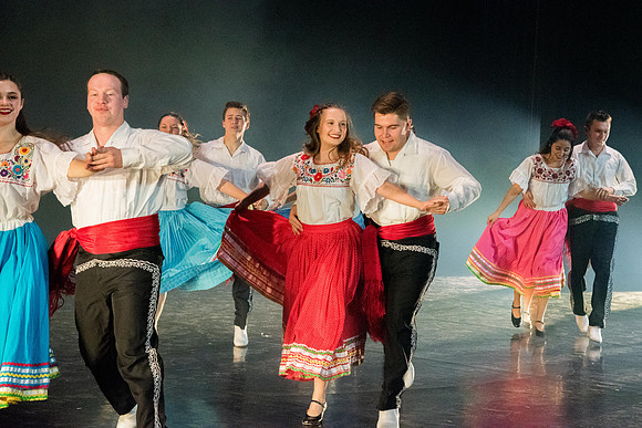 Department of Theatre and Dance showcase the power of art through this semester’s Extravadance theme, “Art Embodied.” Using famous works of art as their inspiration, t­­he dancers express various art
