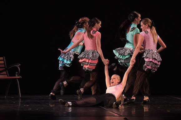 In this semester’s production of Extravadance the audience got a peek into the mind of a performer, and how dancers function during a performance. Dancers always laugh because they know the real show
