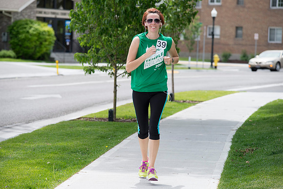 This year's Temple to Temple relay attracted over 400 participants.