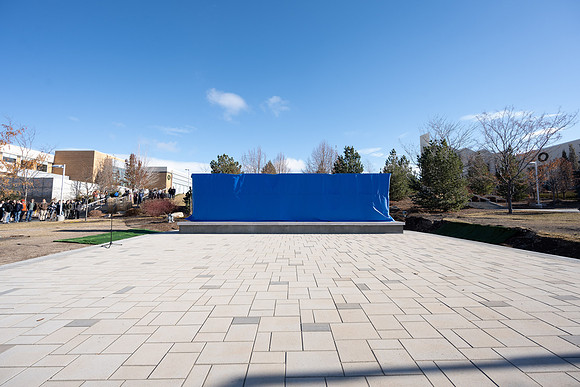 President and Sister Meredith participate in unveiling the new BYUI monument.