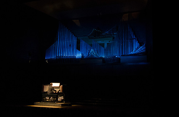 Students perform at an organ recital in the Ruth Barrus Concert Hall.