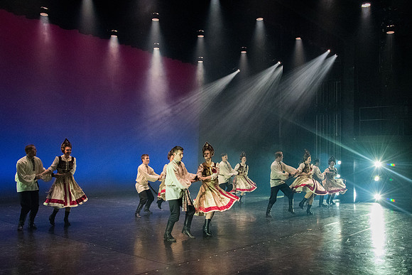 Department of Theatre and Dance showcase the power of art through this semester’s Extravadance theme, “Art Embodied.” Using famous works of art as their inspiration, t­­he dancers express various art
