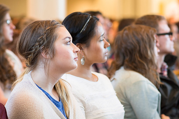 Stephanie Neilson speaks on “Hope, Triumph, and Everyday Joy” at BYU-Idaho.
