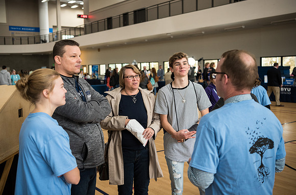 Prospective students and parents tour campus and participate in various activities. Fall Semester.