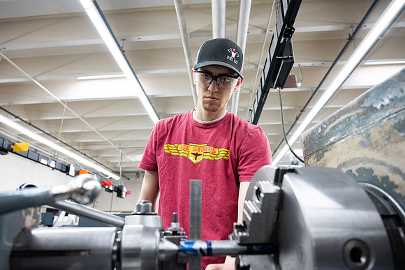 Students working in the metal lab.