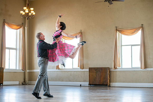 Online recruiting marketing photos. Adam & Jennifer Anderson