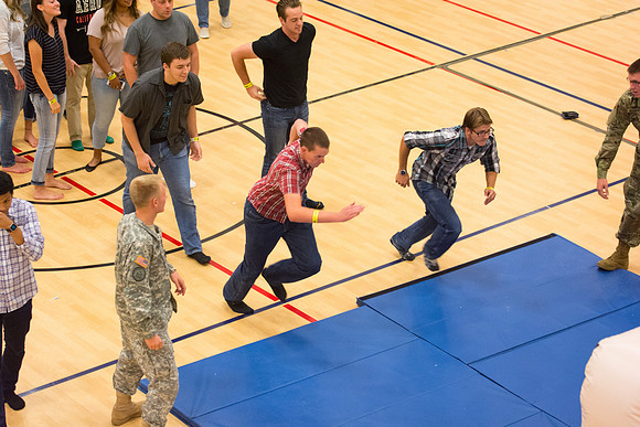 Students have fun at i-night activities before the start of the new semester.