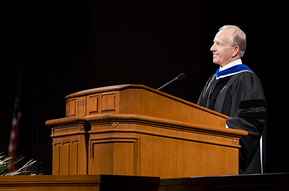 Elder W. Craig Zwick, of the First Quorum of the Seventy, speaks to graduates at the Fall Graduation Commencement Ceremony.