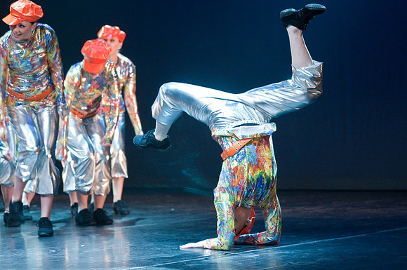 Extravadance