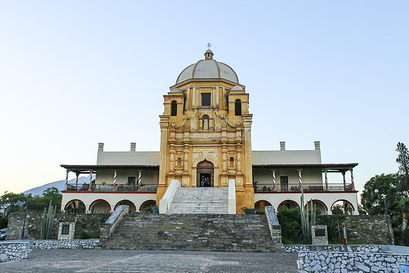 Pathway in Mexico