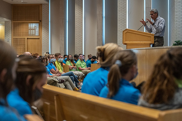 New student mentors participate in training before Get Connected starts.