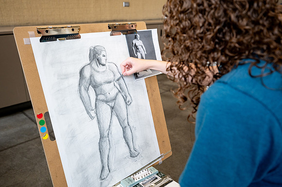 Students drawing in the Spori 340 Drawing Studio