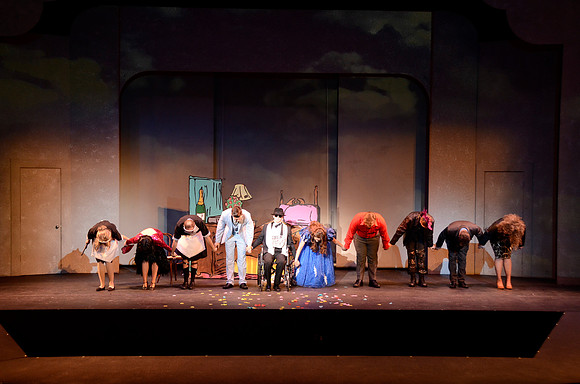 This murder mystery farce propels a mild-mannered English shoe clerk into a lunatic mix of murdered Atlantic City croupier, his near-sighted jilted mistress, her hen-pecked brother and several hundred