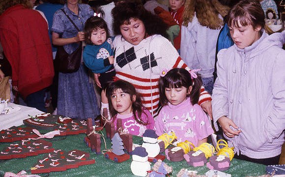 Christmas Tree Lane, 1990 Mike Lewis' girls, Janae, Selena and Alana