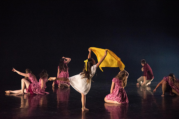 Department of Theatre and Dance showcase the power of art through this semester’s Extravadance theme, “Art Embodied.” Using famous works of art as their inspiration, t­­he dancers express various art