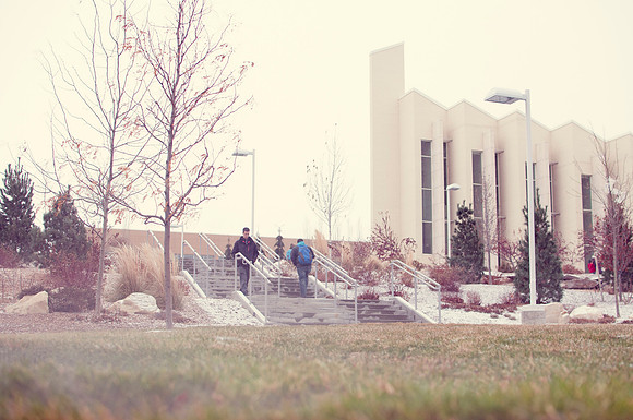 Cloudy weather and the lack of sunshine made the first Monday back from Thanksgiving break a little gloomy. However, it created an incredible opportunity to see campus in a different perspective.
