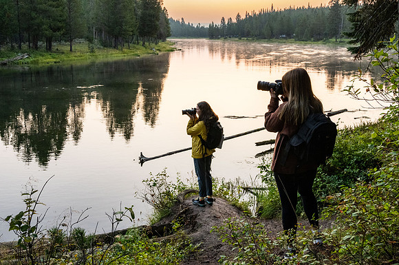 Photo excursion, hike along the river to Coffee Pot rapids.