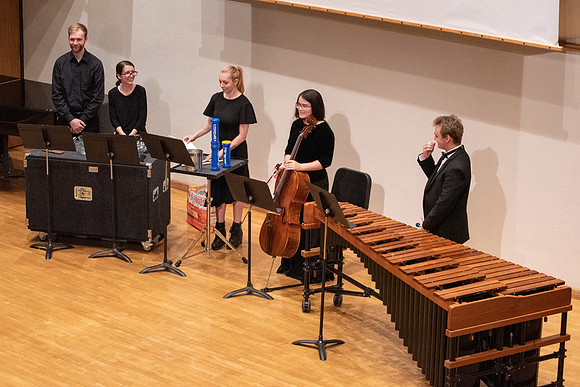 Students of Sue Neimoyer and R. Michael Wahlquist performed at the Snow Recital Hall.