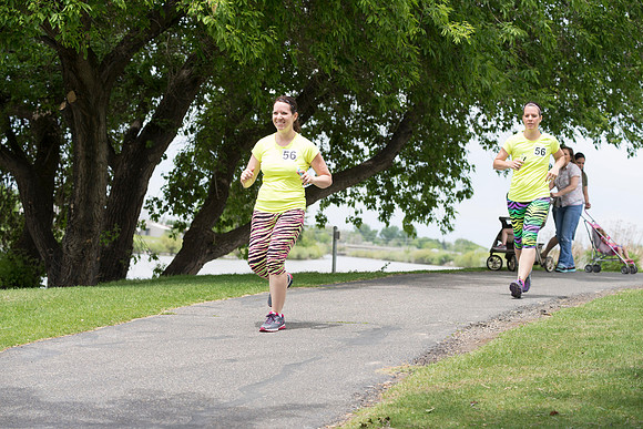 This year's Temple to Temple relay attracted over 400 participants.