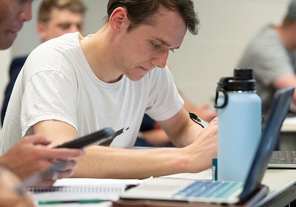 Accounting class taught by Jamie Austad.