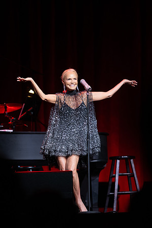 Kristin Chenoweth preforms Center Stage at the BYUI auditorium.
