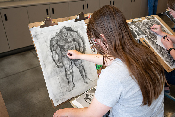 Students drawing in the Spori 340 Drawing Studio