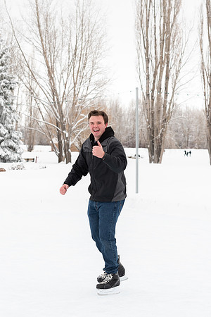 Volunteers and Community members enjoying Winter Fest at the Teton Lakes Golf Course.