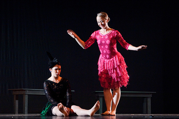 Students perform in dress rehearsal of Extravadance dance performance- Jul 2010