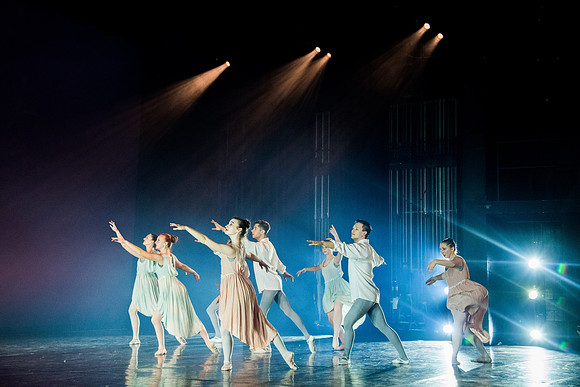 Department of Theatre and Dance showcase the power of art through this semester’s Extravadance theme, “Art Embodied.” Using famous works of art as their inspiration, t­­he dancers express various art