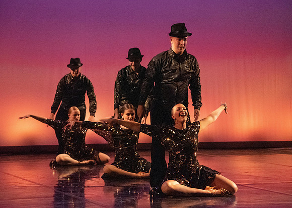 Extravadance - November 2022