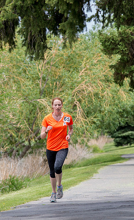 This year's Temple to Temple relay attracted over 400 participants.