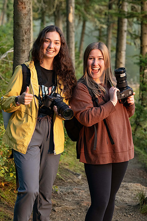 Photo excursion, hike along the river to Coffee Pot rapids.