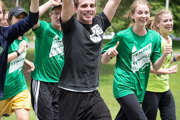 This year's Temple to Temple relay attracted over 400 participants.