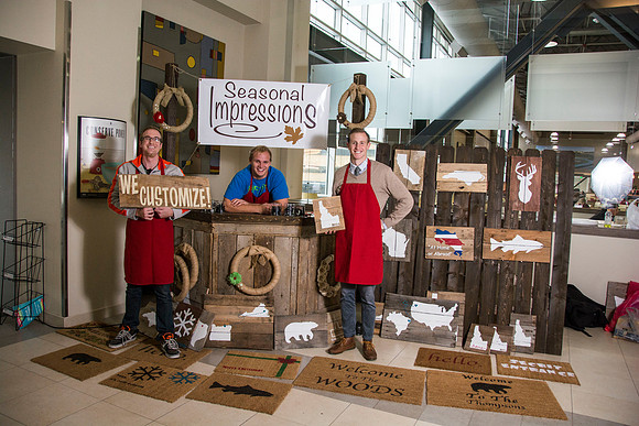 Seasonal Impressions is a craft and home decor company run by an IBC group.