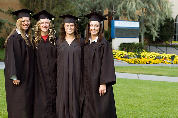 2006 Summer Graduation with Bonnie Parkin