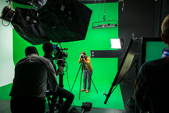 Video Production of photogapher Leanna Davidson.